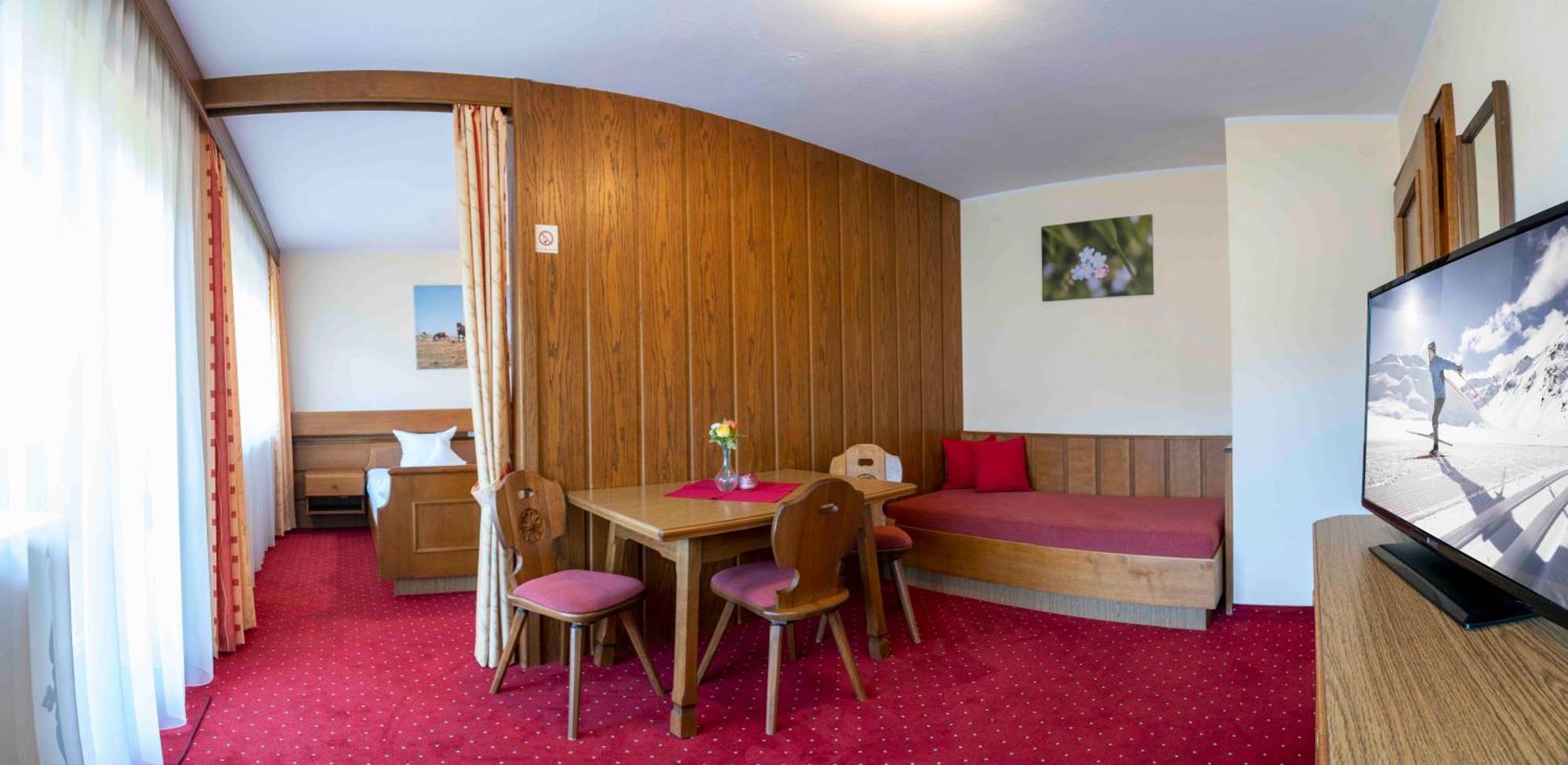 Ferienwohnungen Monja Und Dietmar Thoeni Arzl im Pitztal Exterior foto